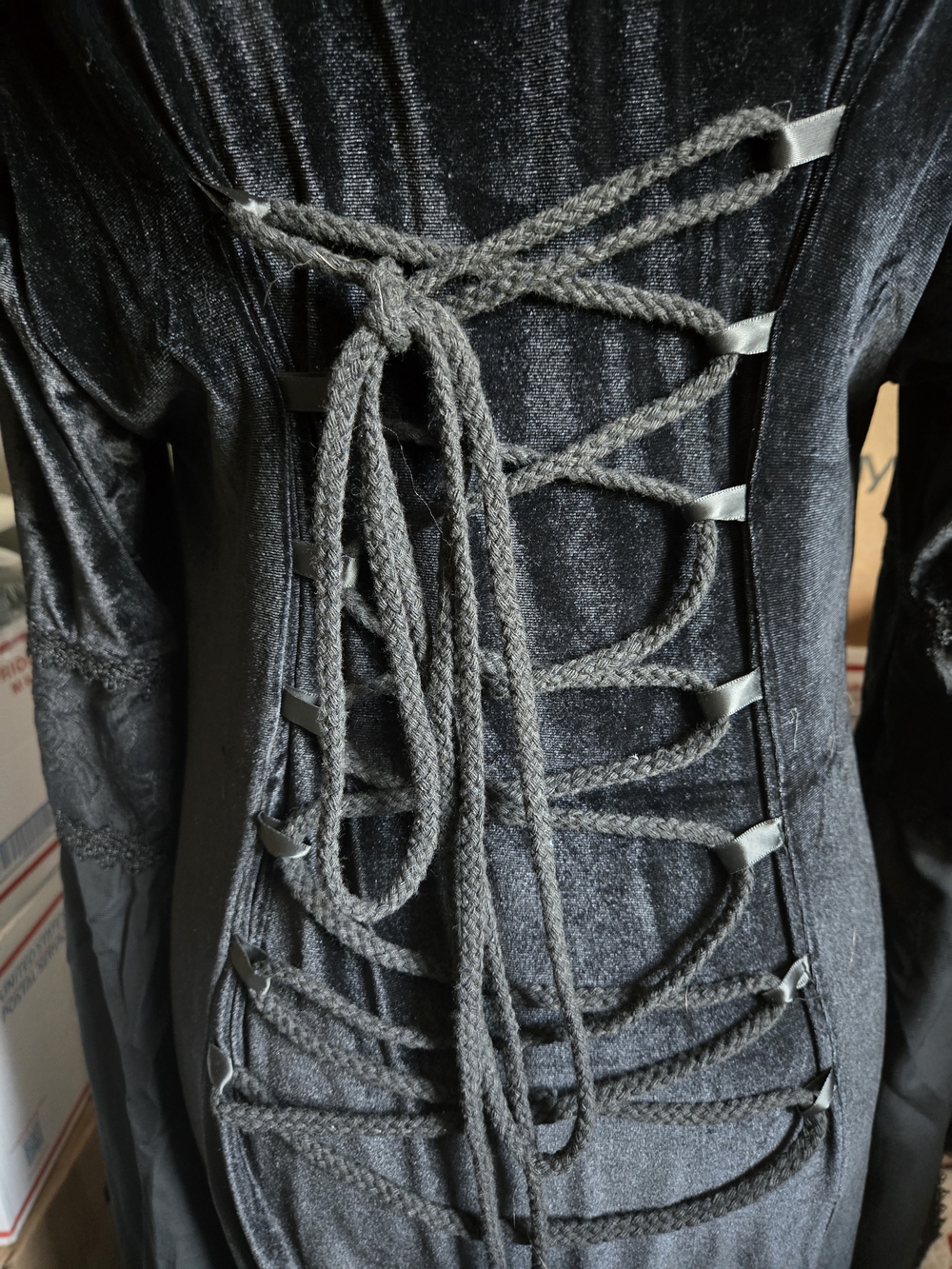 Black Hooded Lace-Up Gothic Maxi Dress - Picture 6 of 8